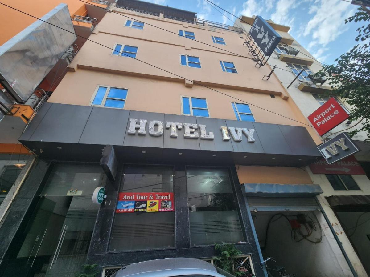 Hotel Ivy Plaza Luxury Νέο Δελχί Εξωτερικό φωτογραφία