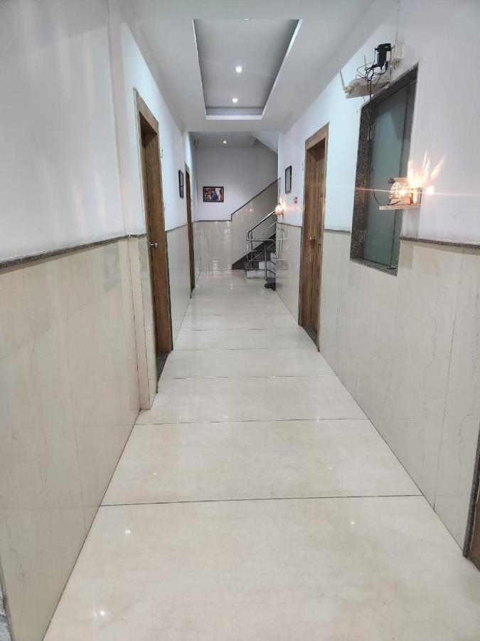 Hotel Ivy Plaza Luxury Νέο Δελχί Εξωτερικό φωτογραφία