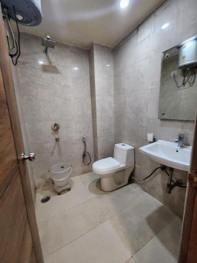 Hotel Ivy Plaza Luxury Νέο Δελχί Εξωτερικό φωτογραφία