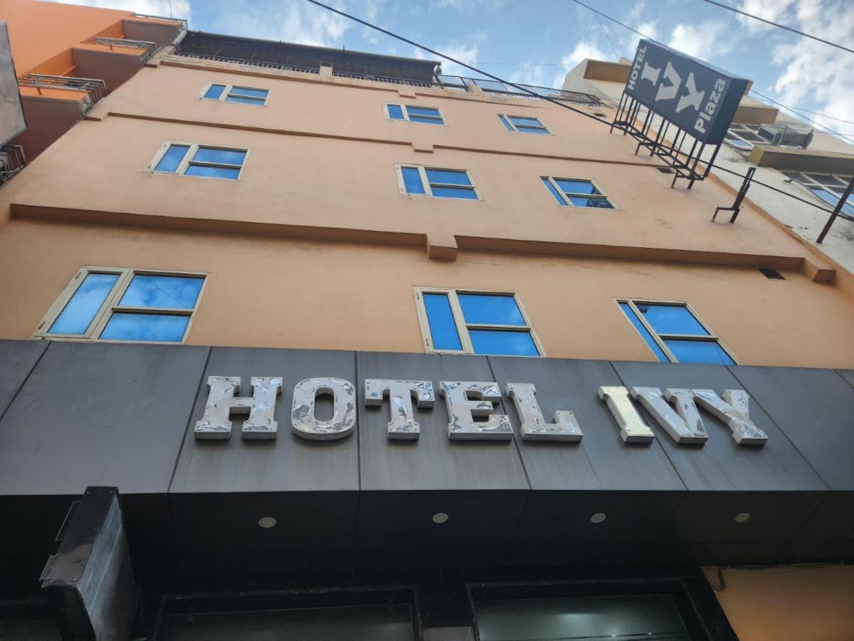 Hotel Ivy Plaza Luxury Νέο Δελχί Εξωτερικό φωτογραφία
