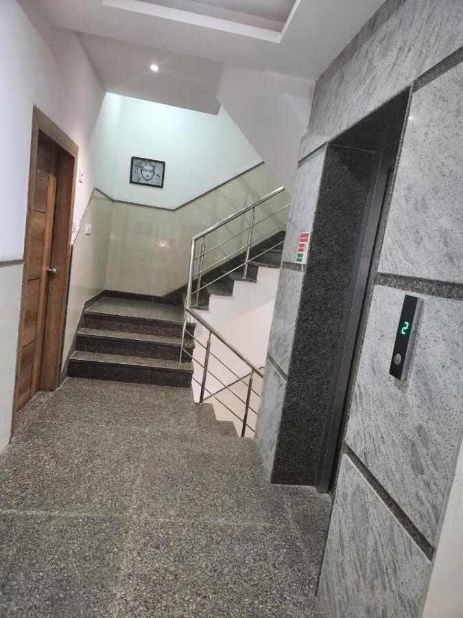 Hotel Ivy Plaza Luxury Νέο Δελχί Εξωτερικό φωτογραφία